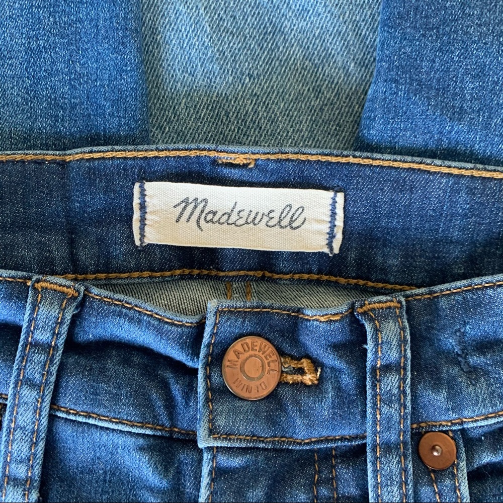 Madewell 9” High Rise Skinny Jeans in Patty Wash - Picture 6 of 7
